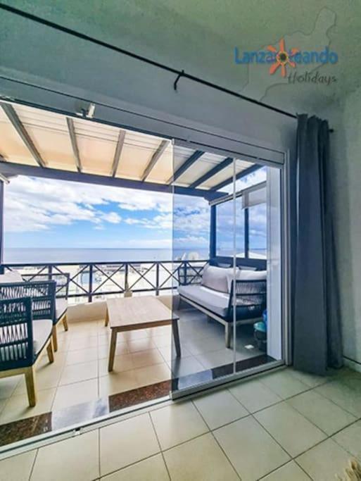The Blue Cris-Tol Vv With Sea View Apartman Puerto del Carmen  Kültér fotó