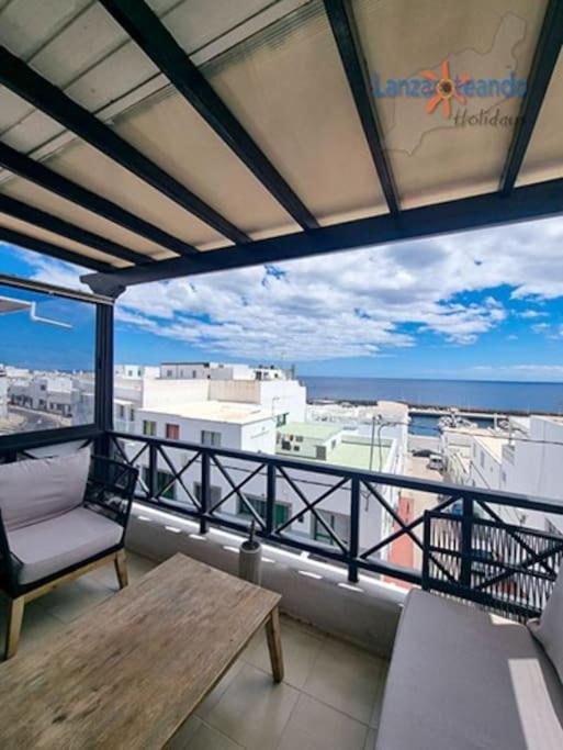 The Blue Cris-Tol Vv With Sea View Apartman Puerto del Carmen  Kültér fotó